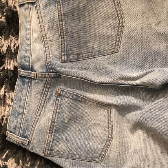 Brandy Melville J Galt Jeans - Picture 9 of 10